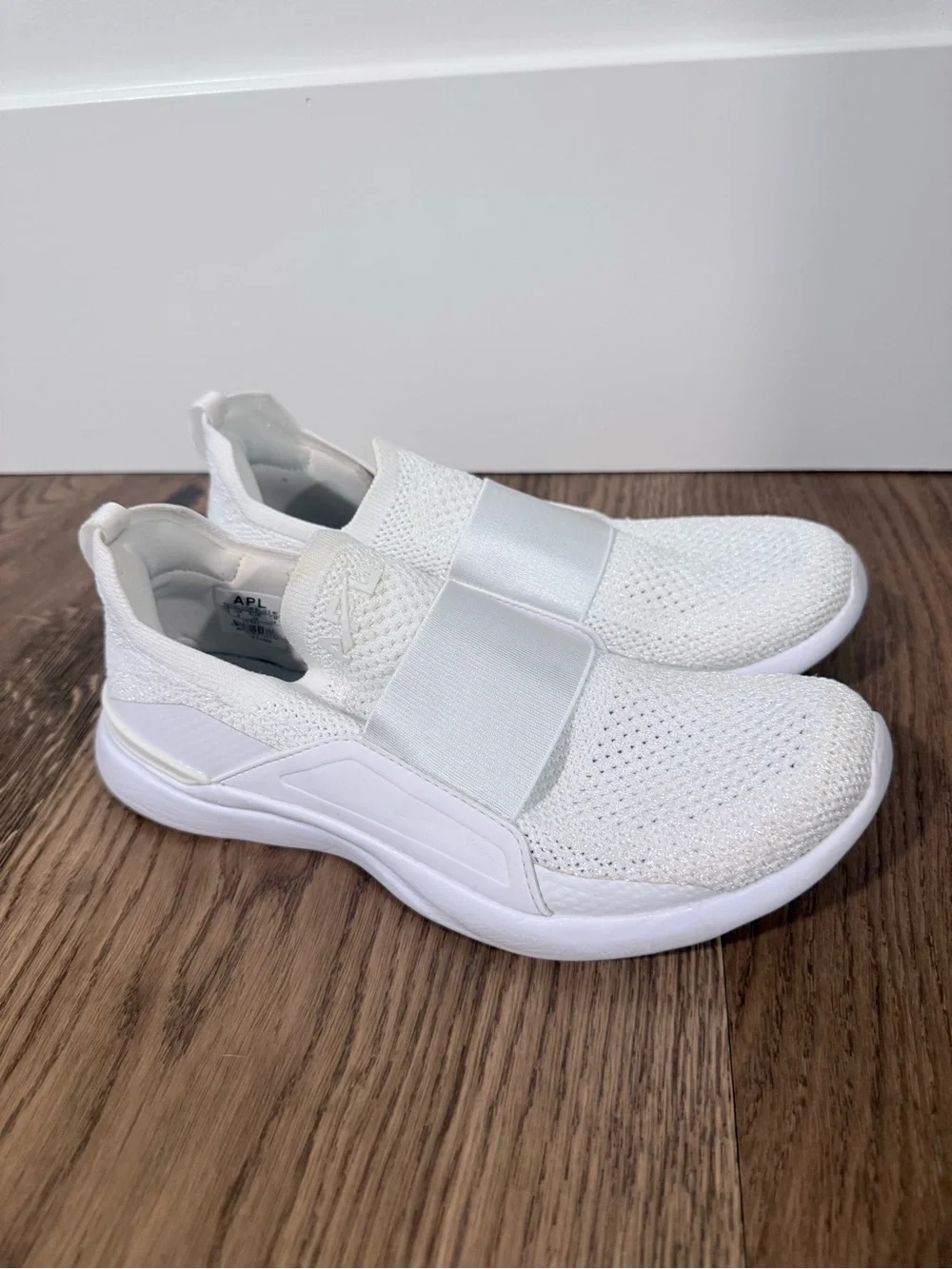 APL TechLoom Bliss W Slip-On Sneakers in White - Picture 2 of 4